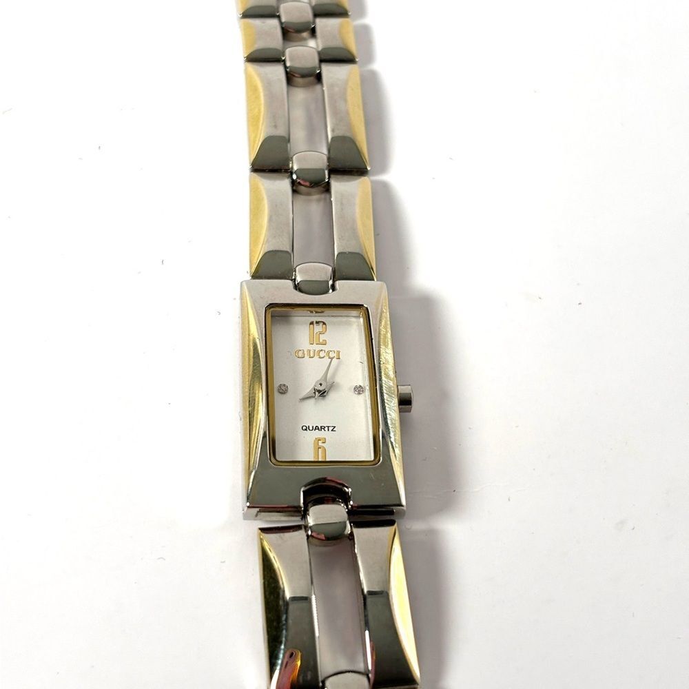 Gucci Vintage Women’s Two-Tone Rectangular Quartz Watch Silver